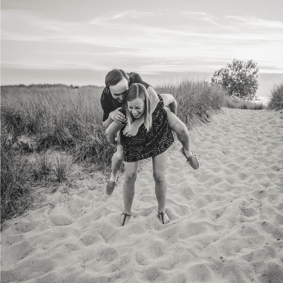 Meet your Posher, Britne - Picture 4 of 4